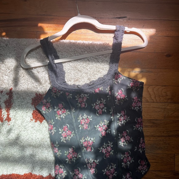 Vintage 90s GUESS corset tank - Picture 5 of 10